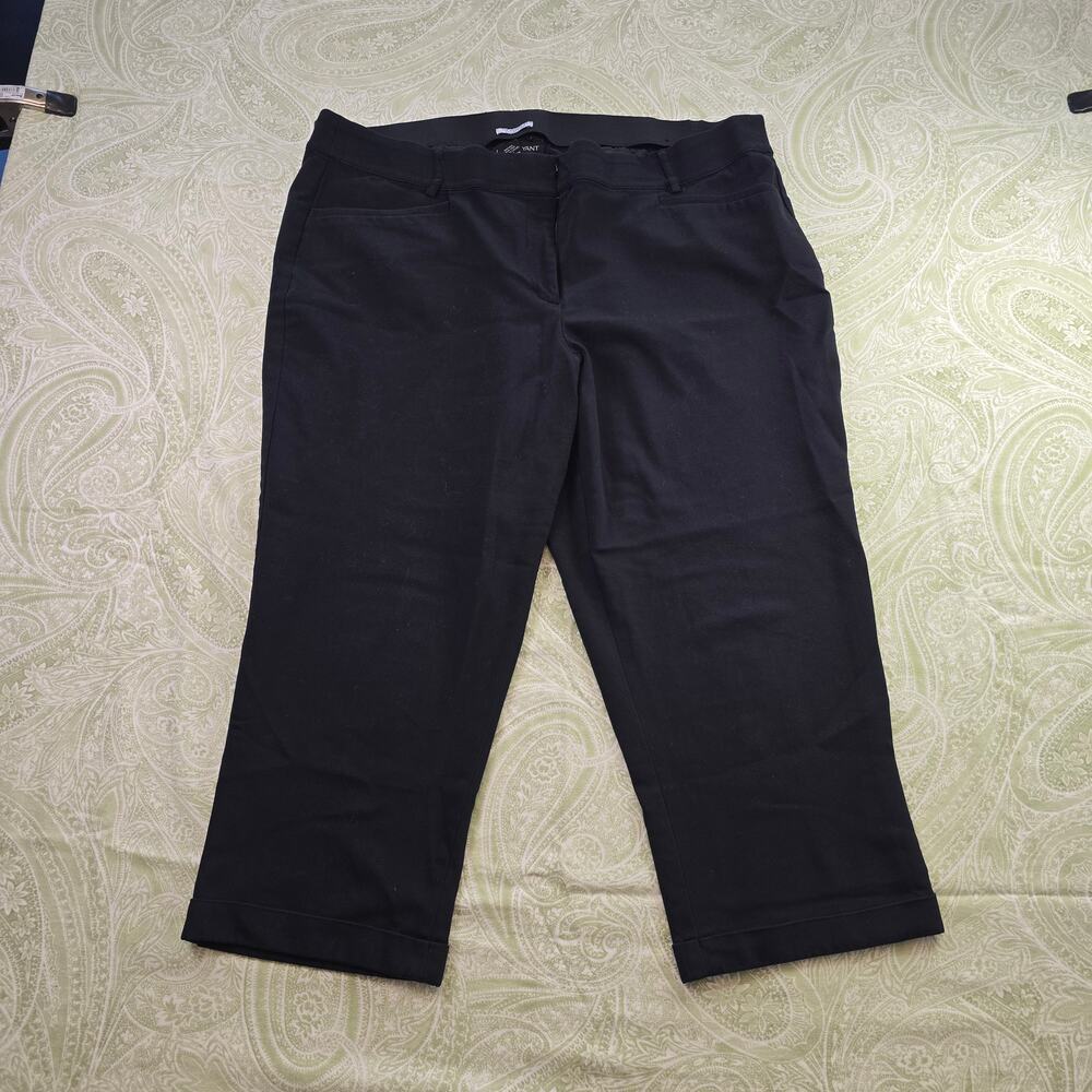 Lane Bryant Women's Sz 20 Black Crop Pants Flat Front 21in inseam